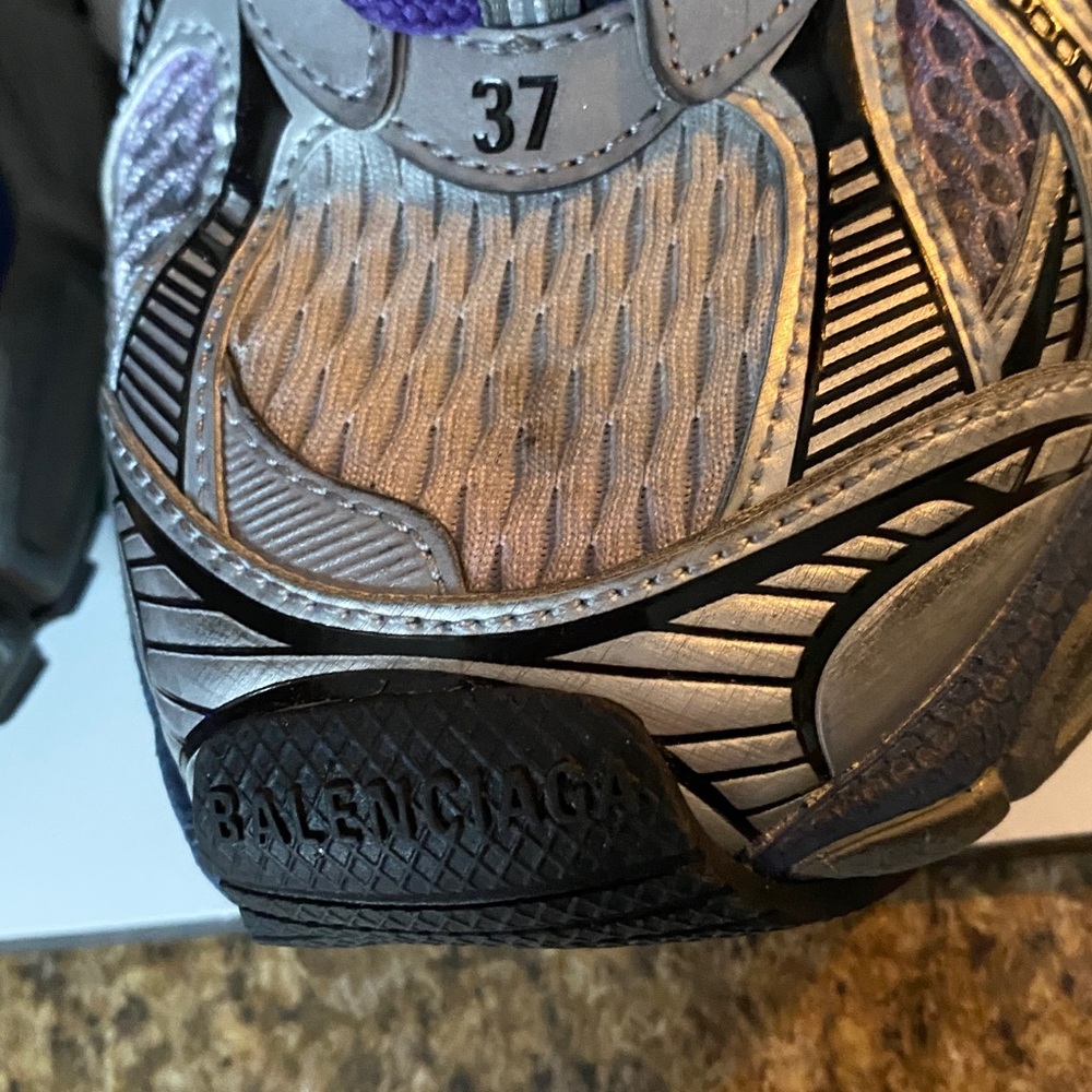 Balenciaga Sneakers - Picture 4 of 12